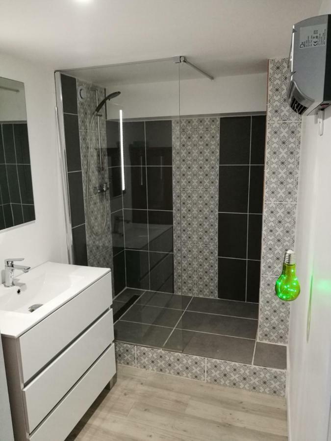 Maison Au Calme Climatisee Avec Spa De Mai A Fin Septembre Villa Royan Luaran gambar